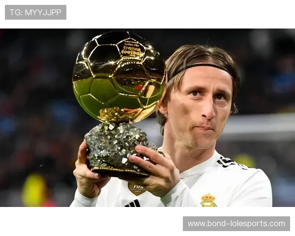 足球史上百大球星排名全面解析纵览辉煌与经典对决